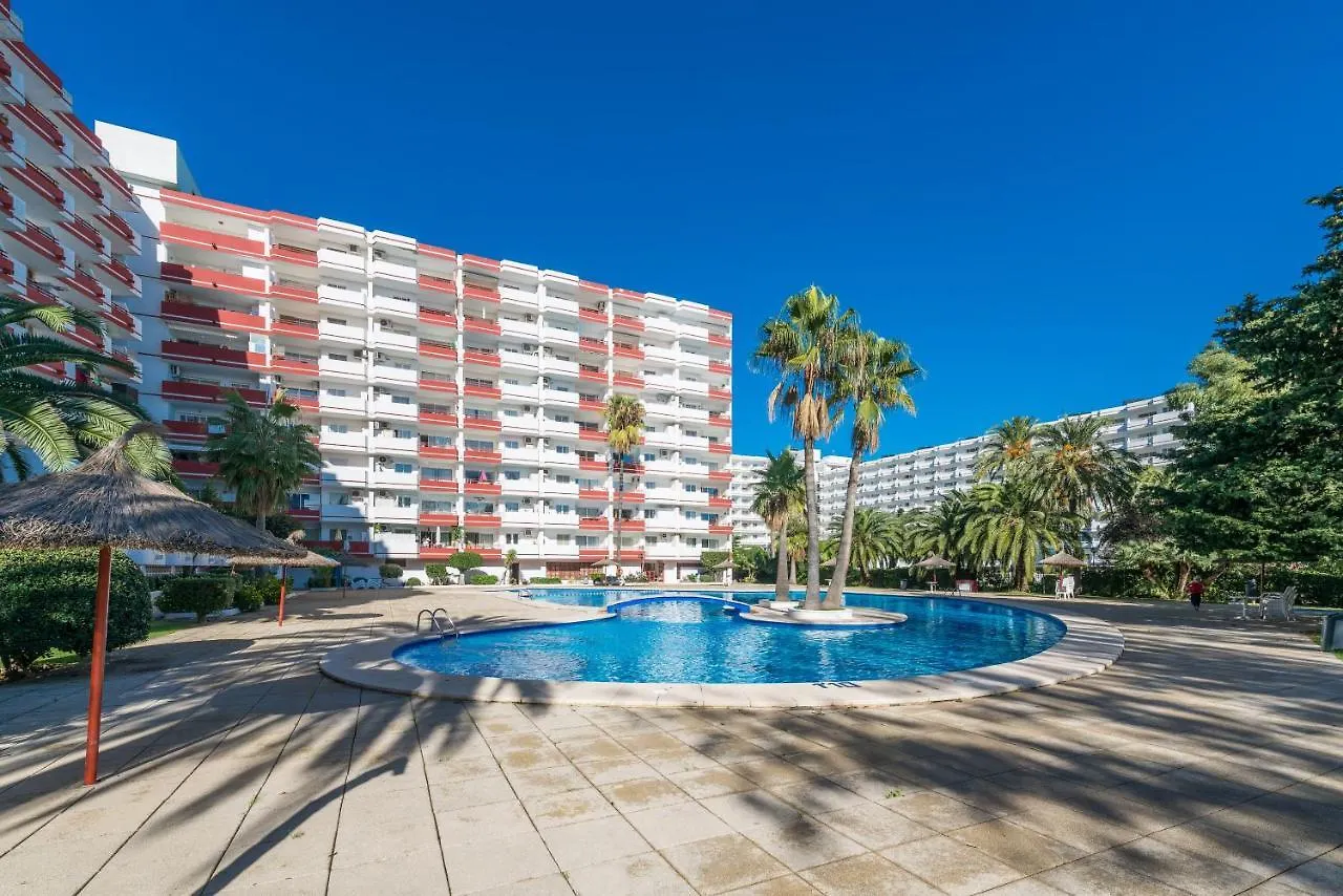 Bright Apartment With Views In The Siesta Building In Puerto Alcudia 西班牙