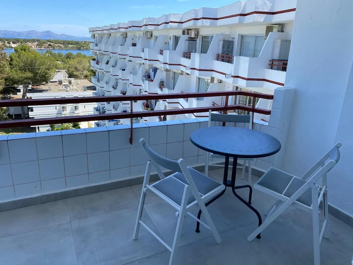 Bright Apartment With Views In The Siesta Building In Puerto Alcudia