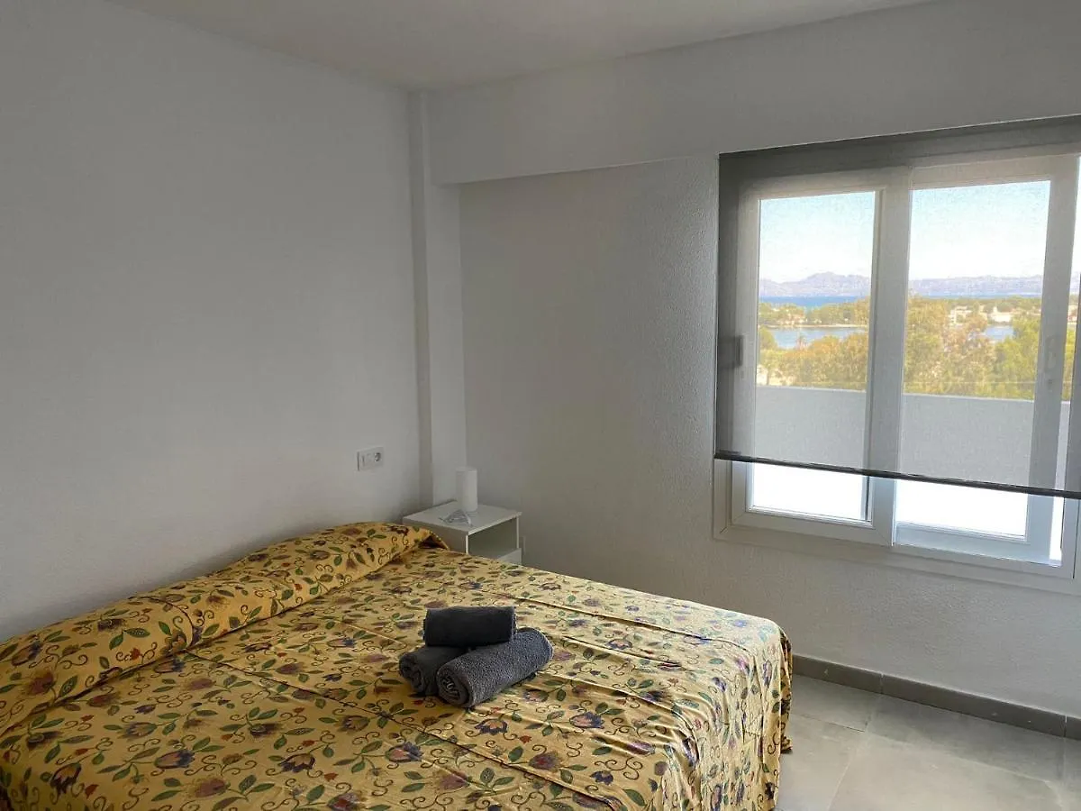 Bright Apartment With Views In The Siesta Building In Puerto Alcudia  Alcudia (Mallorca)